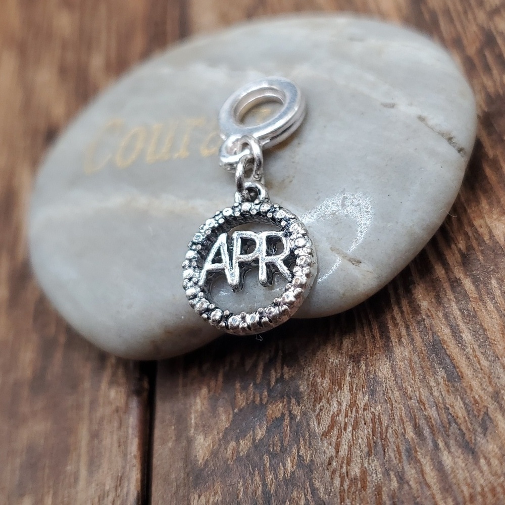 April charm - Picture 2 of 2